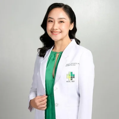 Dr. Issa Janine Acanto