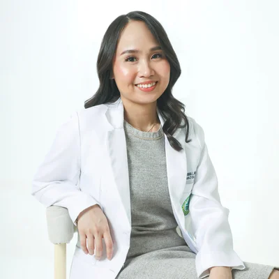 Dr. Madelaine Johanna Abraham